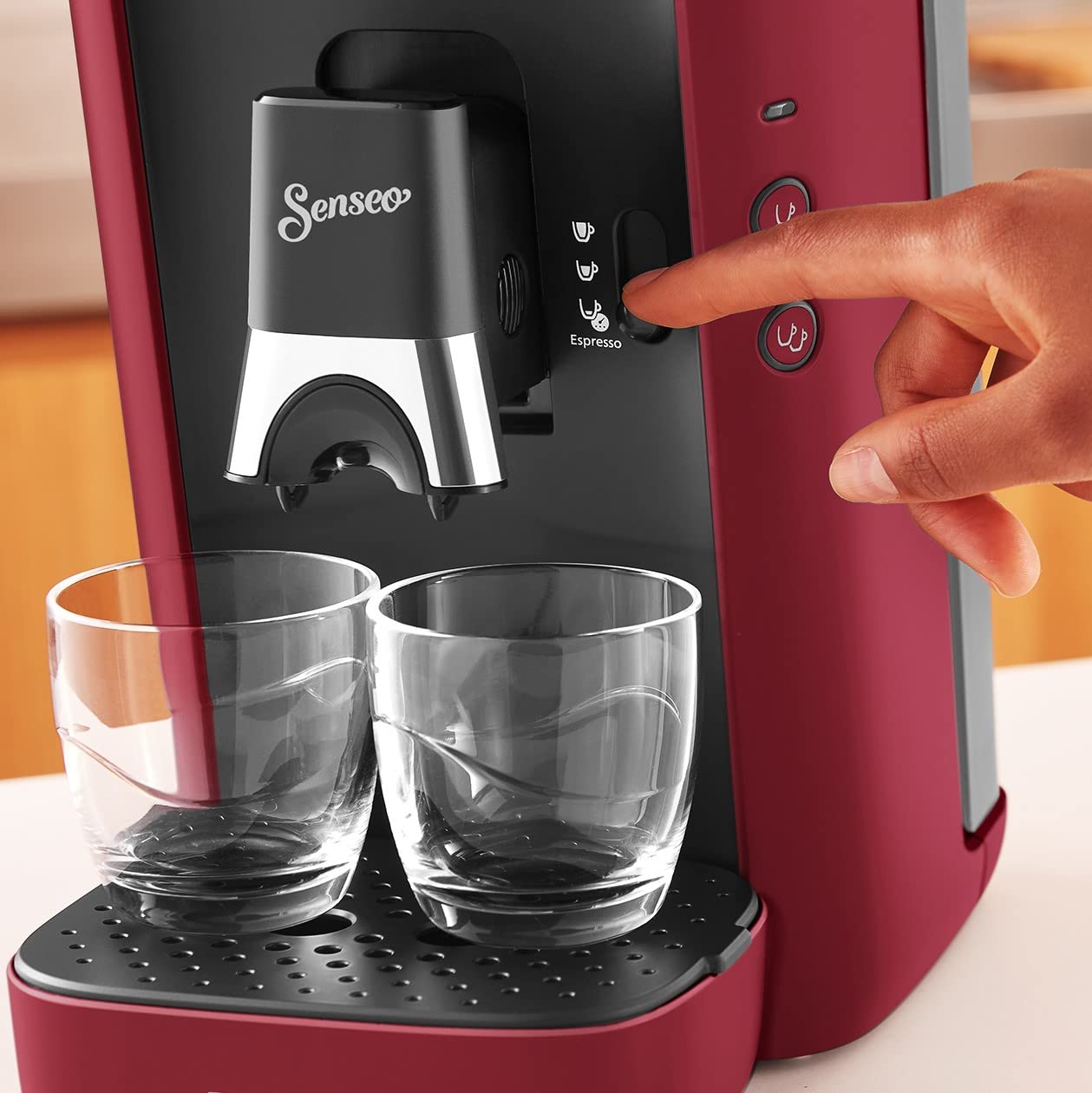 Maestro Device à Café Dosettes Cafetière avec Réservoir d'Eau de 1,2 Litre, Rouge, CSA260/91